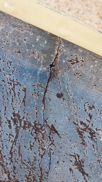 Dégât constaté après une fuite de toiture