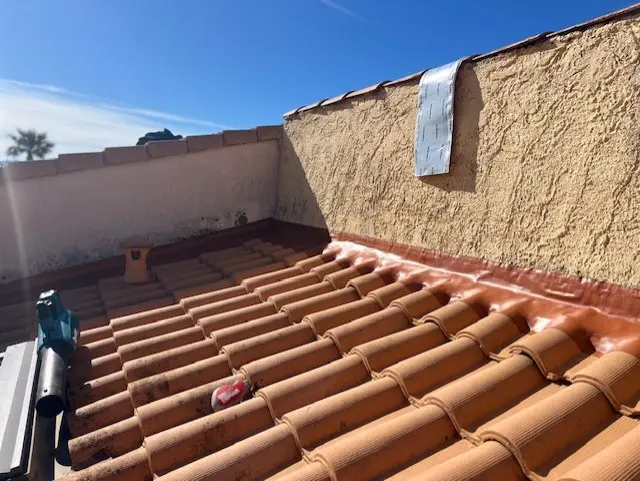 Rendu final de l'étanchéité du solin avec la méthode Waka Flex